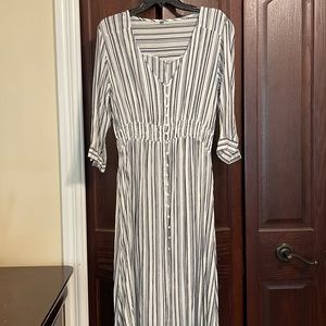 Long black and white dress